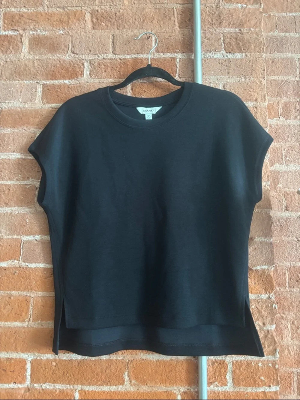Spanx AirEssentials Cap Sleeve Tee in Black - Picture 2 of 8